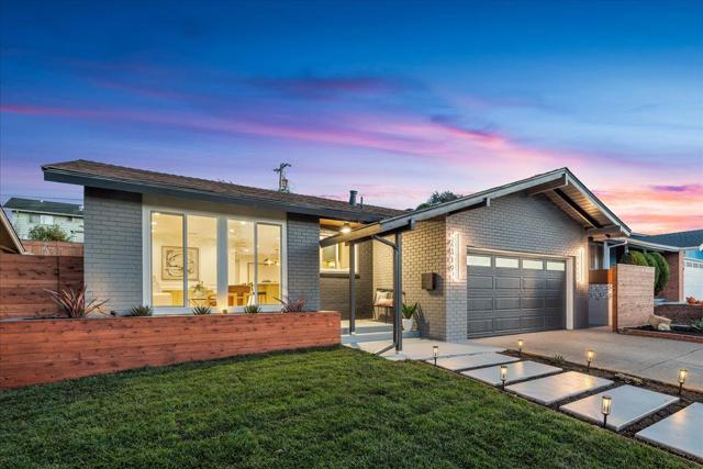 2319 Tipperary Avenue, South San Francisco CA: https://media.crmls.org/mediaz/400e81e2-cd93-4b10-b910-9764de8eba78.jpg