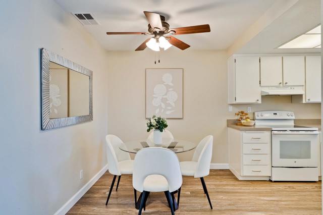 336 Shadow Run Drive, San Jose CA: https://media.crmls.org/mediaz/400f67ce-4805-43ab-9f56-a95025d1ac43.jpg