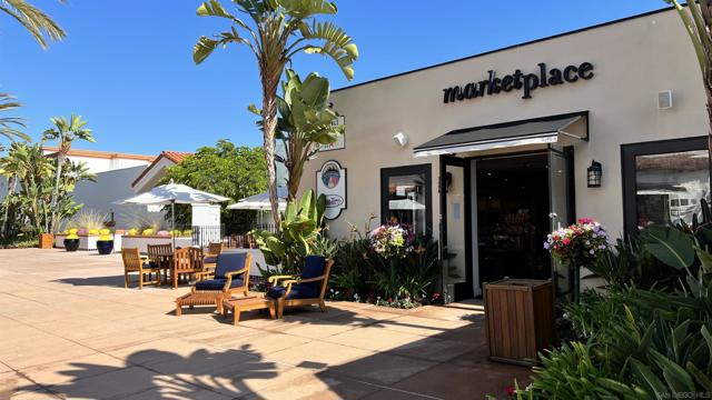 2003 Costa Del Mar Rd, Carlsbad CA: https://media.crmls.org/mediaz/400fee4c-f5f9-45c3-b6da-93321cfb287b.jpg