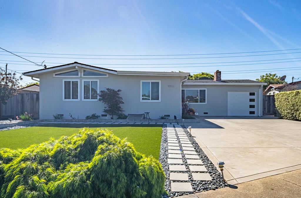 1388 Boles Court