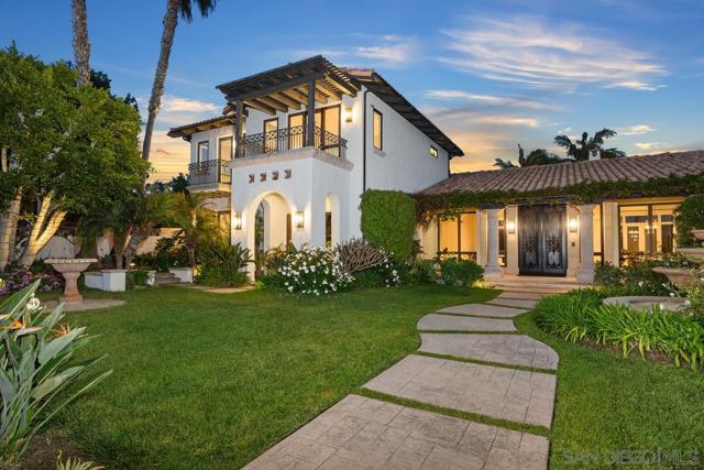 16590 Calle Familia, Rancho Santa Fe CA: https://media.crmls.org/mediaz/40108658-6278-4c06-b158-1af03cecd436.jpg