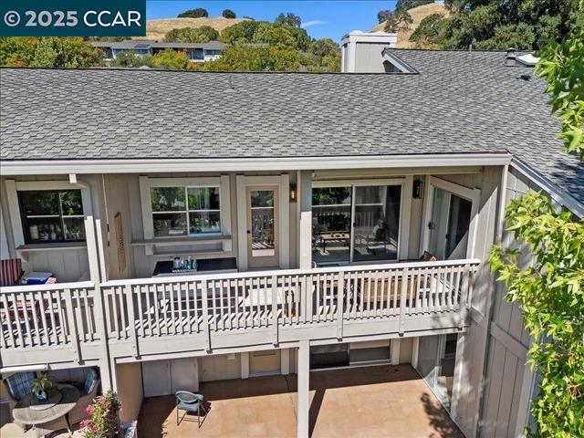 2175 Cactus Ct, Walnut Creek CA: https://media.crmls.org/mediaz/4011164e-c112-4d96-be2c-94f4b1aef29d.jpg