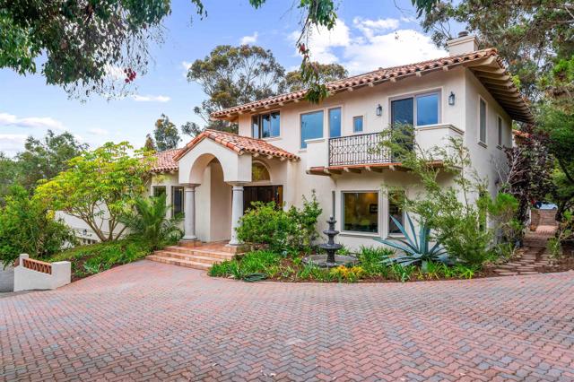 15718 Circo Diegueno, Rancho Santa Fe CA: https://media.crmls.org/mediaz/40112ed5-f140-47a0-83bb-7555a8a4c433.jpg