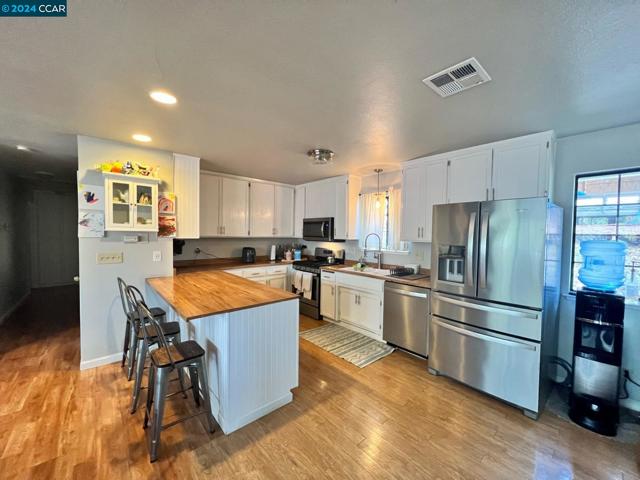 Image 1 of 9 For 1700 Tecolote Dr