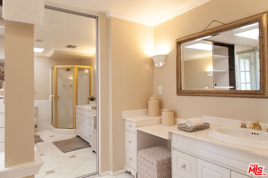 MLS #25612293 image #14