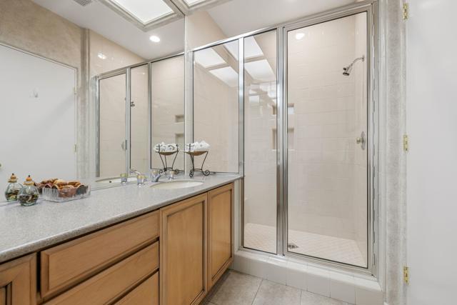 424 White Horse Trail, Palm Desert, CA 92211