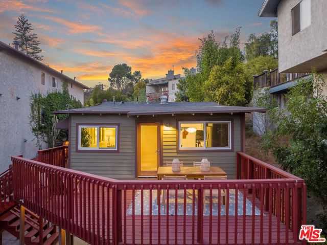 4238 Glenwood Ave, Los Angeles, CA 90065