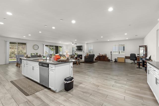 Detail Gallery Image 7 of 28 For 34885 Heartland Ln, Murrieta,  CA 92563 - 4 Beds | 3 Baths