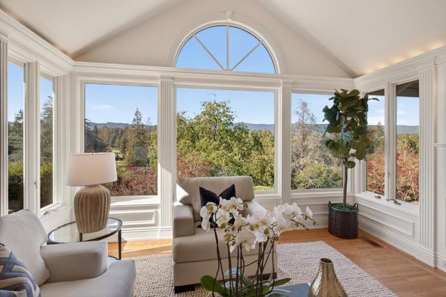 1110 Trinity Drive, Menlo Park CA: https://media.crmls.org/mediaz/401519b9-79be-4b6c-a0b3-cf846aa98eb0.jpg