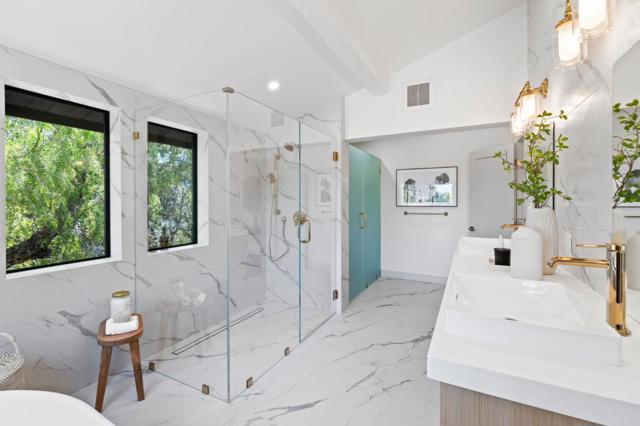 522 Summit Drive, Redwood City CA: https://media.crmls.org/mediaz/4015daa2-33b2-4e49-b62d-bdaf5dd9b534.jpg