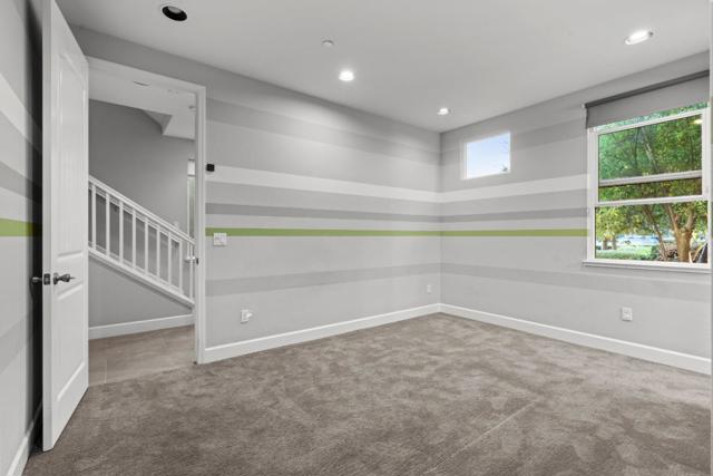 2006 Jubilee Drive, Hayward CA: https://media.crmls.org/mediaz/4015e6af-e774-498e-b9cd-511ba2eae6fb.jpg