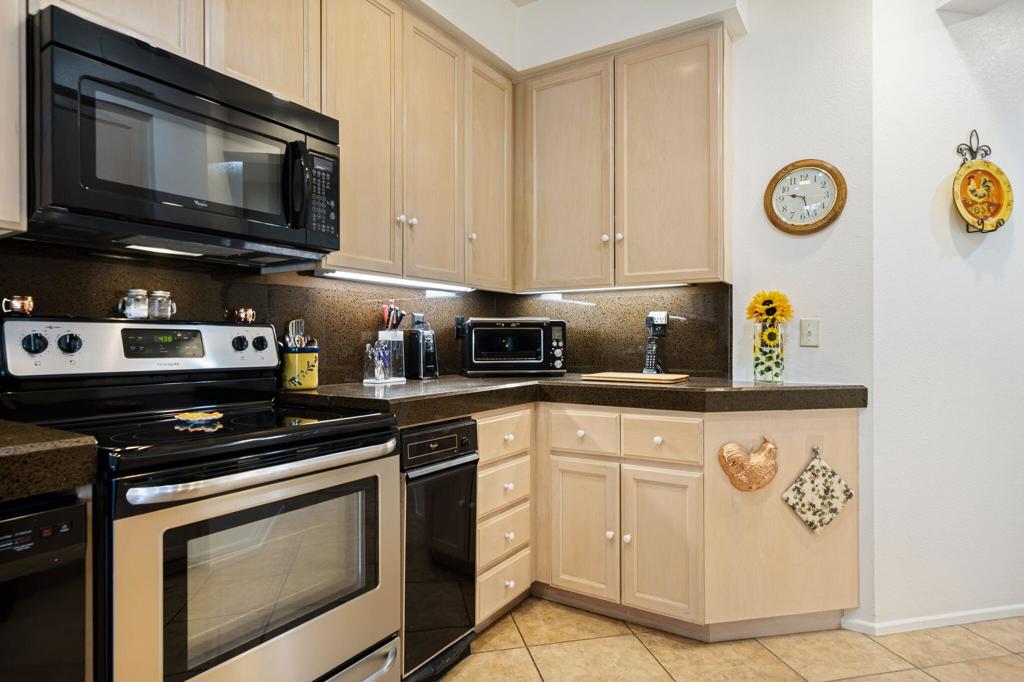 MLS #219134924DA image #28