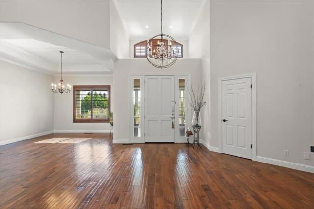 2380 Sunflower Circle, Gilroy CA: https://media.crmls.org/mediaz/40186b7e-1972-428a-9d84-c14da9ba761e.jpg