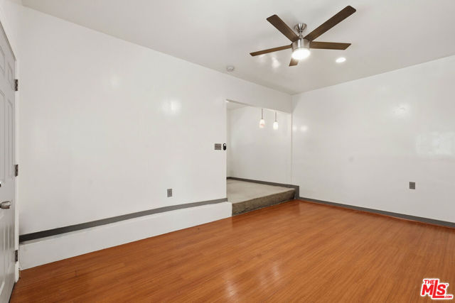 1646 South New Hampshire Avenue photo 27