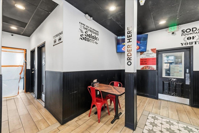 Image 15 of 21 For 706 Colorado Ave