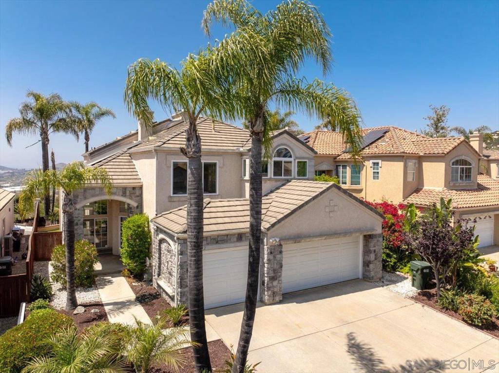 2292 Rock Crest Gln