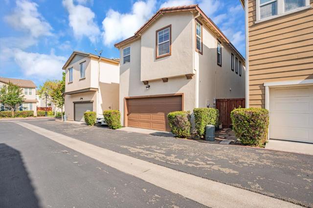 1658 Glenmore Drive, Fairfield CA: https://media.crmls.org/mediaz/401c40a2-c882-452f-819c-3125f3fafed4.jpg