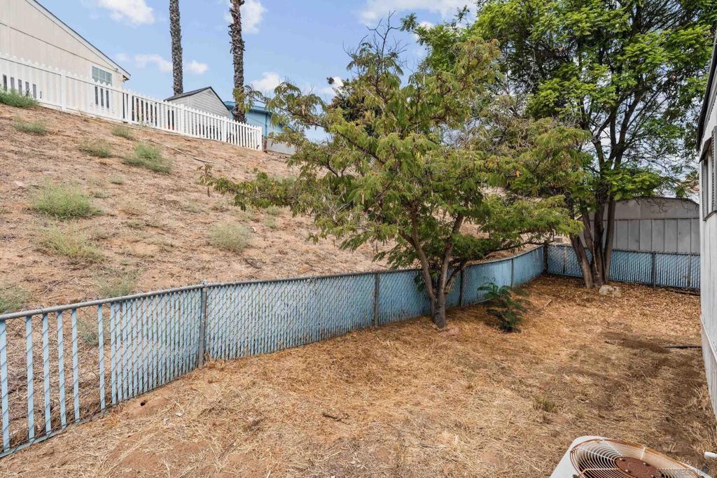 MLS #250039285SD image #15