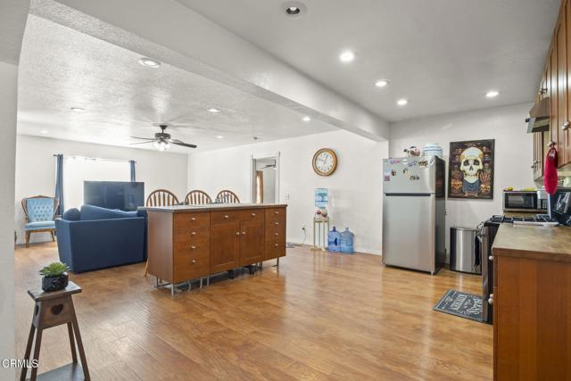 Detail Gallery Image 6 of 52 For 320 D St, Fillmore,  CA 93015 - 4 Beds | 2/1 Baths