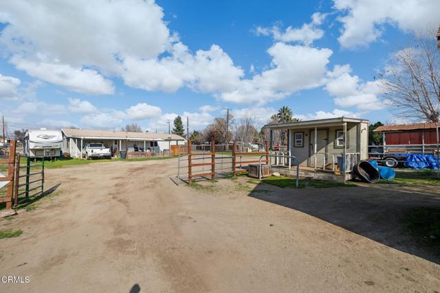 Detail Gallery Image 9 of 40 For 301 Sycamore Dr, Bakersfield,  CA 93308 - – Beds | – Baths