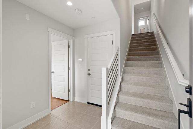 609 E Evelyn Avenue, Sunnyvale CA: https://media.crmls.org/mediaz/401da892-f1db-4ac3-aba4-f5634f4c2a56.jpg