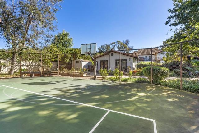 14224 Harrow Place, Poway CA: https://media.crmls.org/mediaz/401e97db-216b-40af-b798-c104502c3c77.jpg