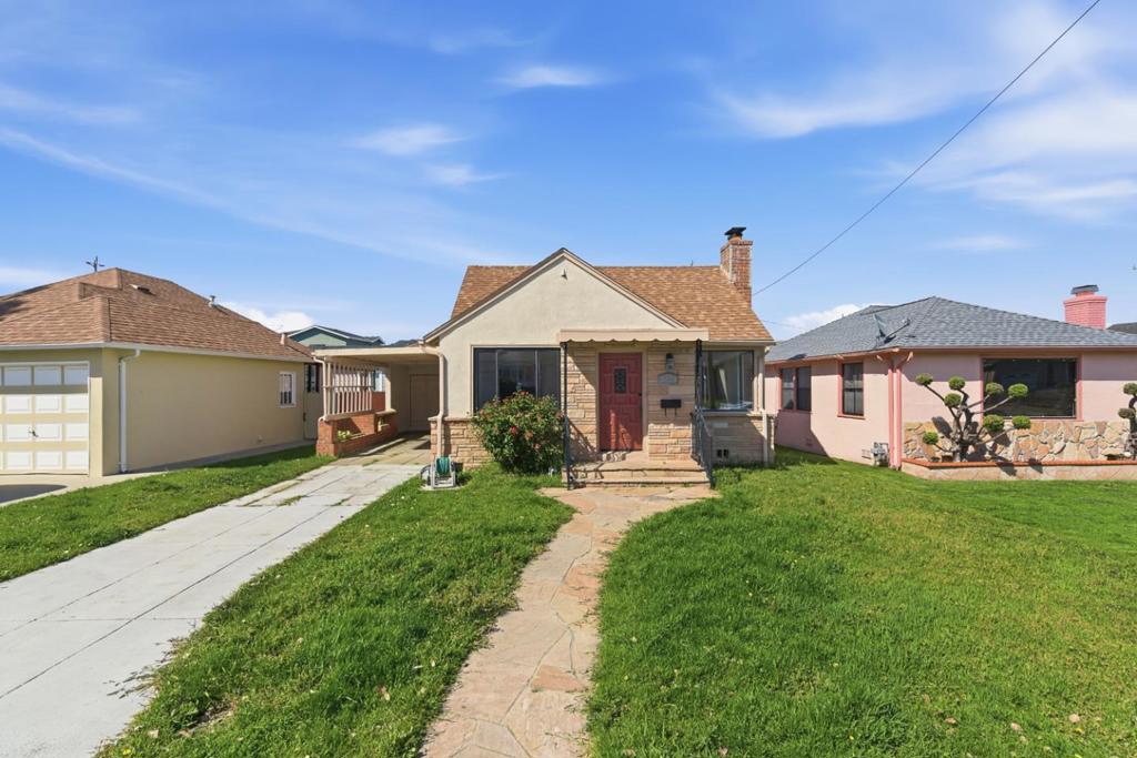 709 W Orange Avenue