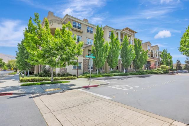 49002 Cinnamon Fern, Fremont CA: https://media.crmls.org/mediaz/4020462f-2bef-4329-a6b2-f10a49212d02.jpg