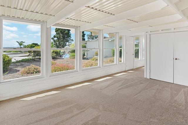 3685 N Vista Campana, Oceanside CA: https://media.crmls.org/mediaz/402069b5-510a-4104-945a-9f6f19c03cb3.jpg