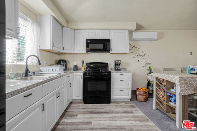 2046 W 112th Street, Los Angeles CA: https://media.crmls.org/mediaz/4021f685-98b6-4437-9b50-3b0ab230f1a0.jpg