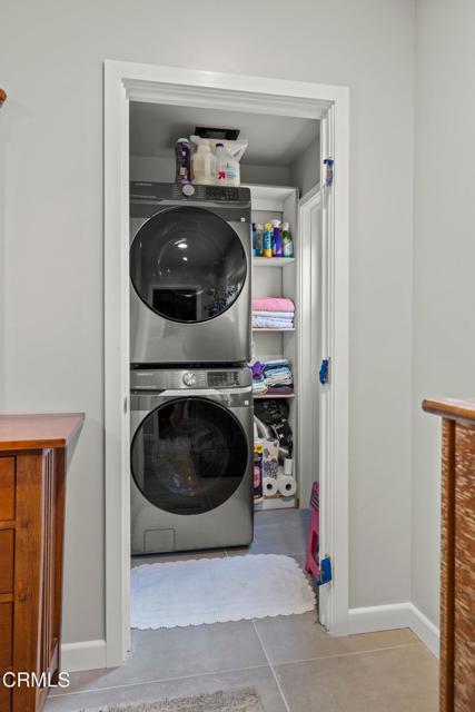 1322 Weymouth Lane, Ventura CA: https://media.crmls.org/mediaz/4022ea8f-b5e2-4631-ace5-0fdeed2506e7.jpg