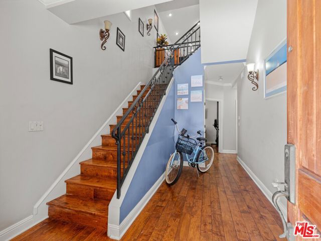 520 Elena Avenue, Redondo Beach, California 90277, 4 Bedrooms Bedrooms, ,2 BathroomsBathrooms,Residential,For Sale,Elena,25537523