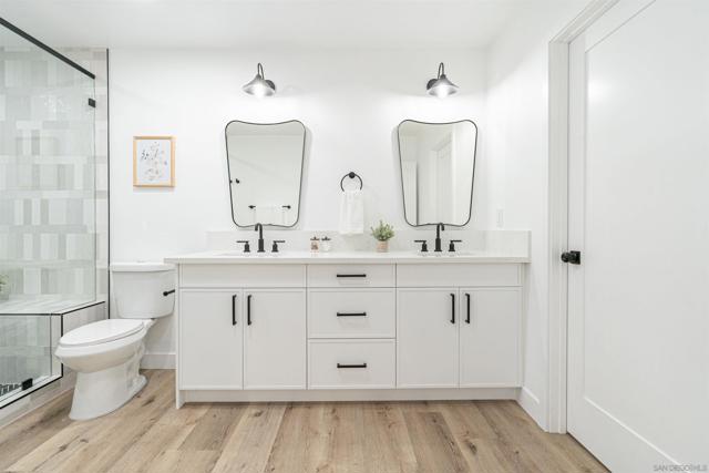 9376 Starcrest Dr, Santee CA: https://media.crmls.org/mediaz/40236d71-b40b-4400-9de2-ff79da747ce1.jpg
