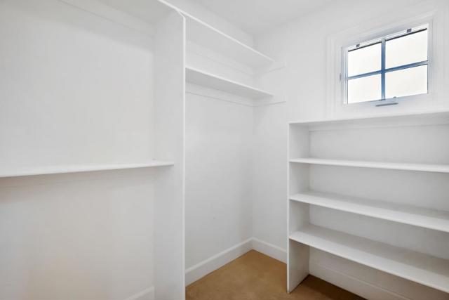 1601 Kentfield Avenue, Redwood City CA: https://media.crmls.org/mediaz/40238ee4-4bcb-4b74-a600-78d602d2b5a8.jpg