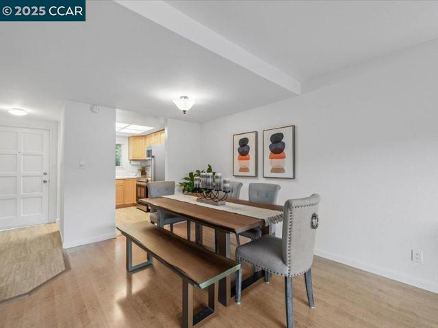 1818 Wildbrook Ct, Concord CA: https://media.crmls.org/mediaz/4023f822-79a2-451d-814e-143291a167b2.jpg