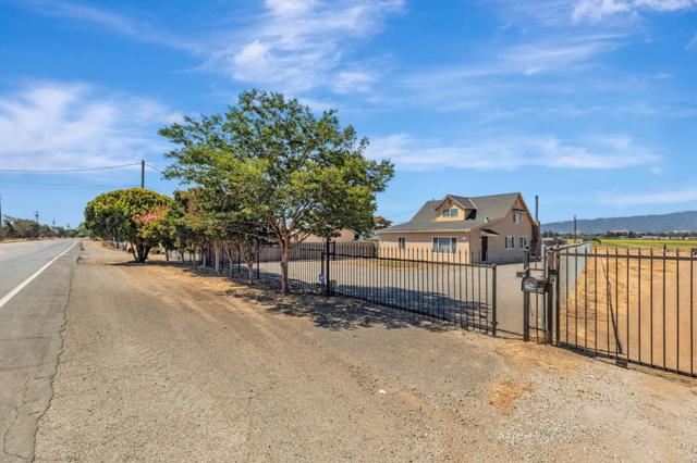 2718 Ferguson Road, Gilroy CA: https://media.crmls.org/mediaz/402437b6-a19f-4fda-8738-29882ce599be.jpg