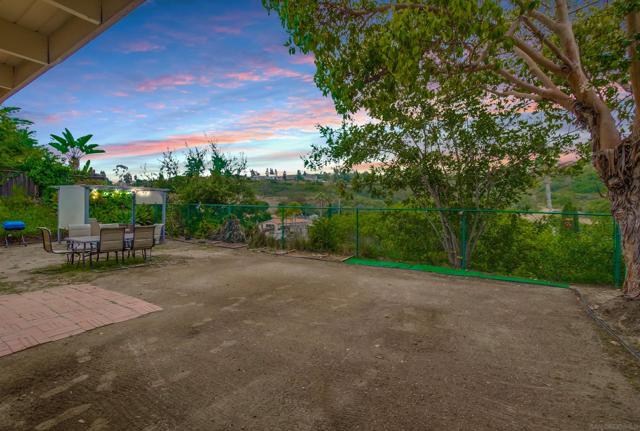 7296 Golfcrest Dr, San Diego CA: https://media.crmls.org/mediaz/40243977-9af7-4a49-8b7d-be4baa5d473c.jpg