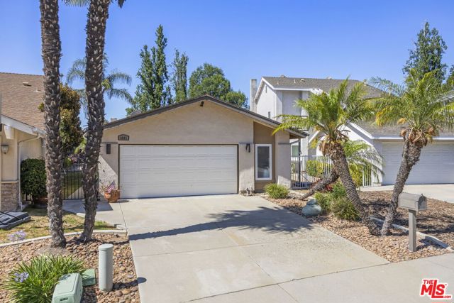6005 Hackers Lane, Agoura Hills CA: https://media.crmls.org/mediaz/40246ad4-375d-440c-8914-09e3102e87a9.jpg