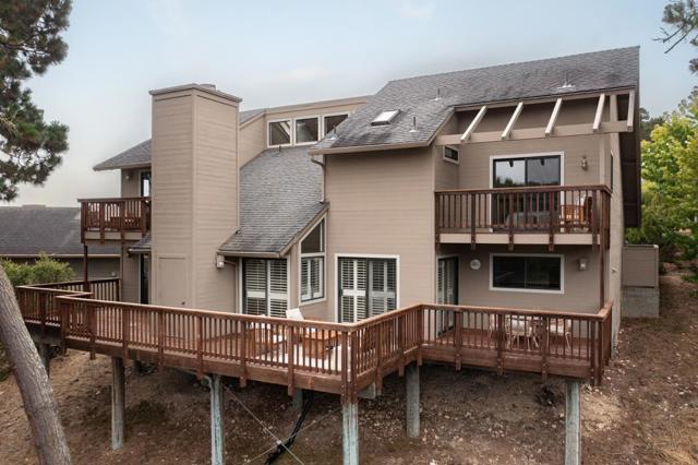 3594 Eastfield Court, Carmel CA: https://media.crmls.org/mediaz/4024bc8a-c2d2-47c6-9665-d2023f00b654.jpg