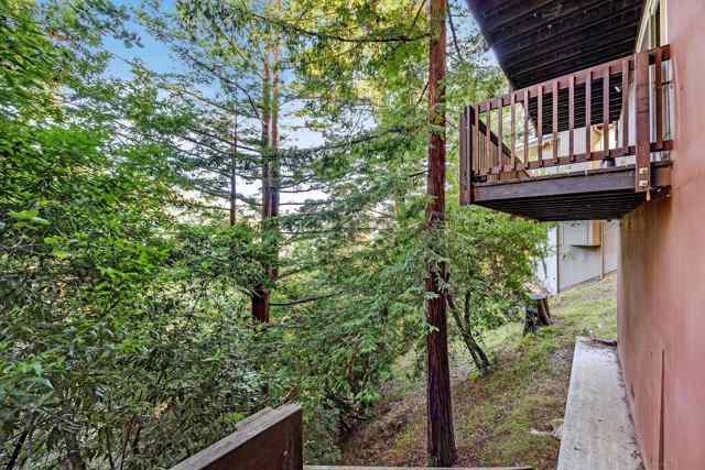 Image 17 of 51 For 5982 Ascot Dr