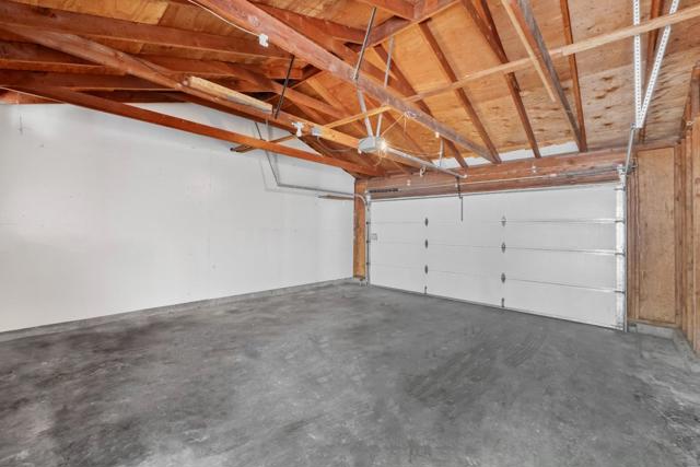 4251 Apollo Circle, Union City CA: https://media.crmls.org/mediaz/4025f269-09c5-4a4c-82c1-7959d9edc784.jpg