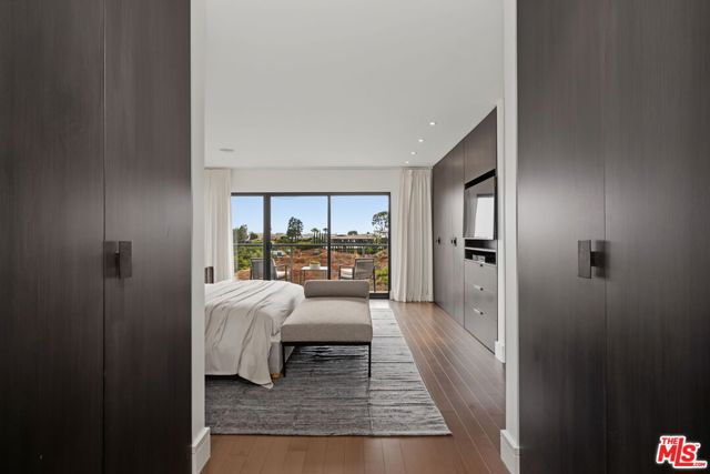 4 Bed Home for Sale in Los Angeles, California