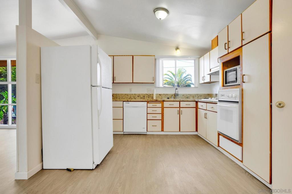 3141 Admiral Ave - photo 7