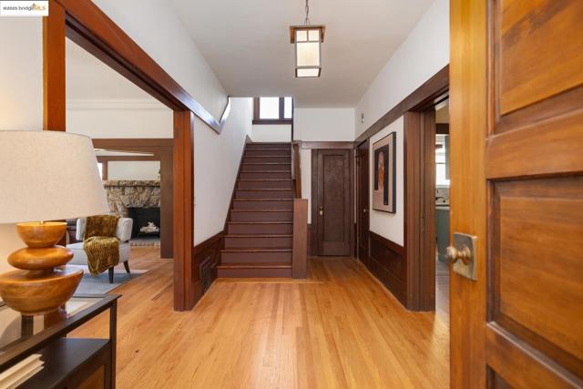 971 Santa Barbara Rd, Berkeley CA: https://media.crmls.org/mediaz/40272acc-21ae-4abd-a8e4-3c8ce5c412f9.jpg