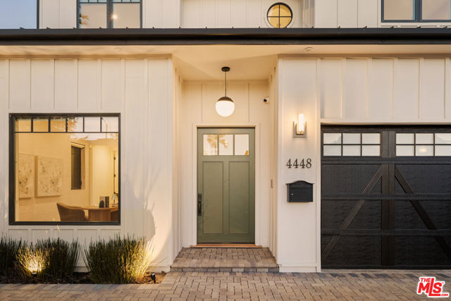 4448 Camellia Avenue photo 3