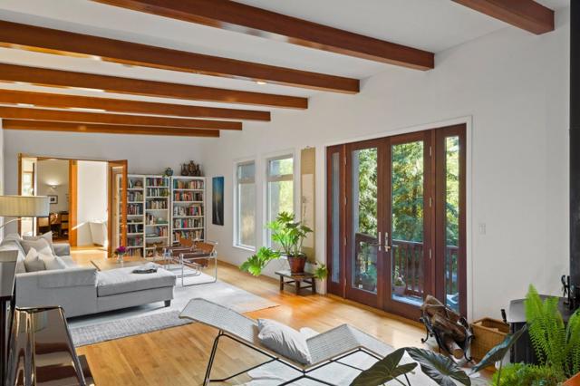 23185 Old Santa Cruz Highway, Los Gatos CA: https://media.crmls.org/mediaz/4028820a-59c7-410c-85e3-9f8119ee94e8.jpg