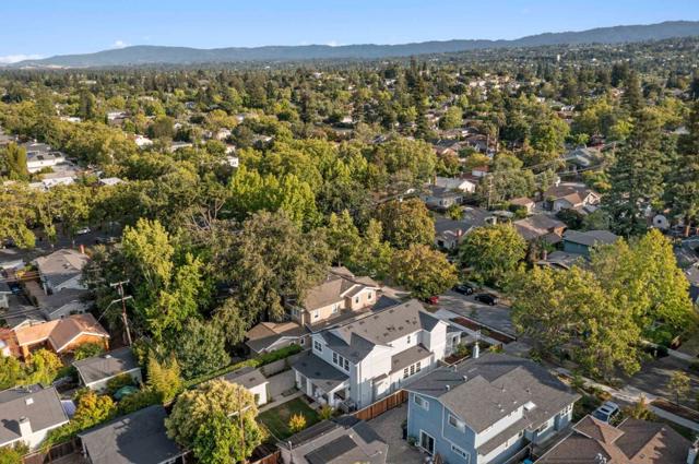 163 Iris Street, Redwood City CA: https://media.crmls.org/mediaz/4028f817-30e4-4d44-bb93-1a025dc4952f.jpg