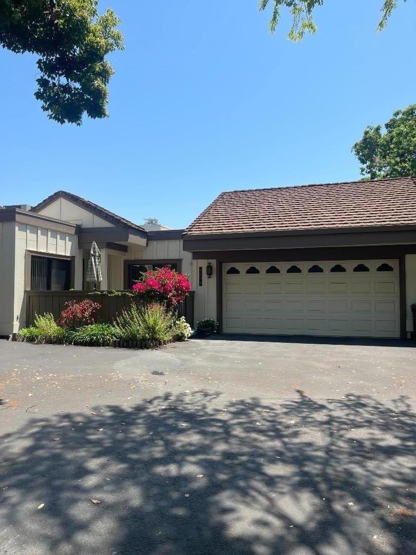 6098 Montgomery Court