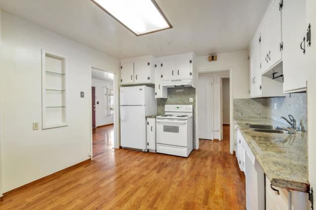 Image 18 of 41 For 948 Olive Avenue