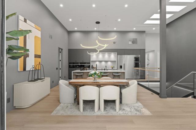 90 Crescent Drive, Palo Alto CA: https://media.crmls.org/mediaz/402d8b3e-0a4b-400e-b12e-fb2dedc38ece.jpg